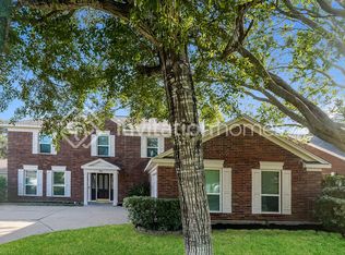 102 Sea Mist Dr, League City, TX 77573