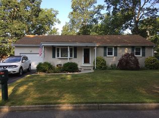 1124 Wake Forest Dr, Toms River, NJ 08753