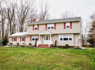 131 Stillwells Corner Rd, Freehold, NJ 07728