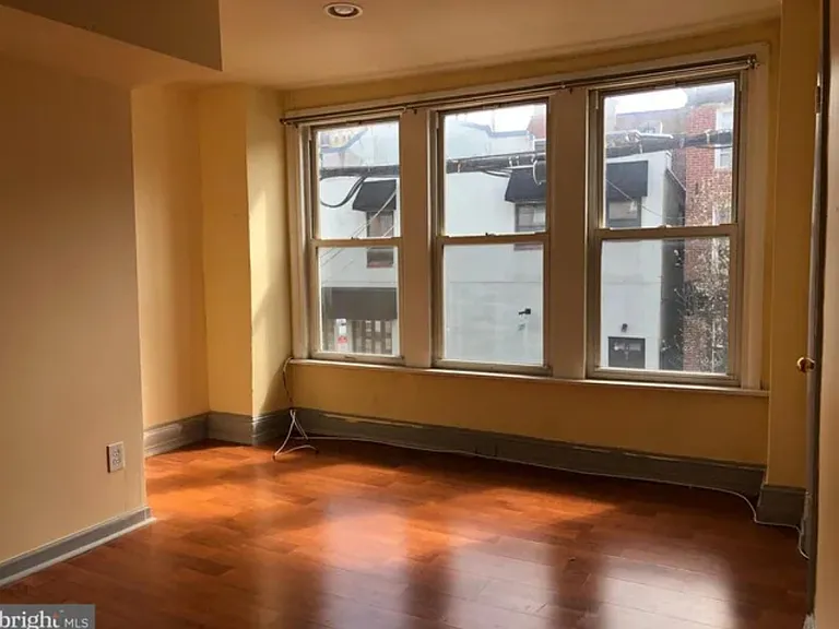 406 S 20th St #2 — Photo 5