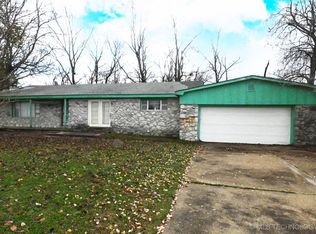 300 Blackstone St, Vian, OK 74962