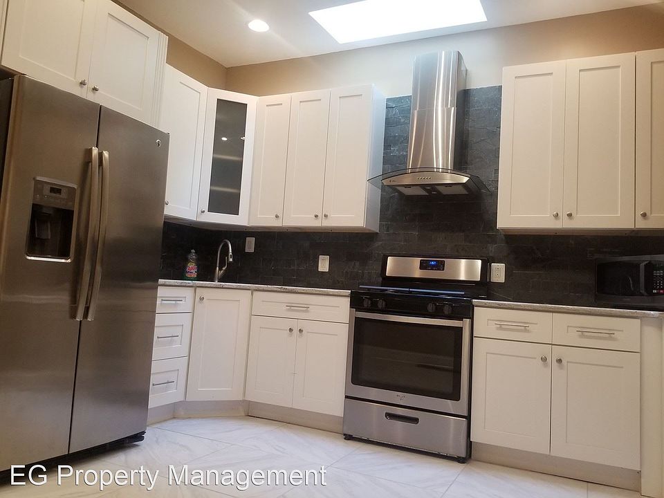 1st image of 716 N 48th St #1