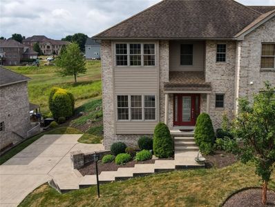 1023 Blackthorne Dr, Jeannette, PA, 15644