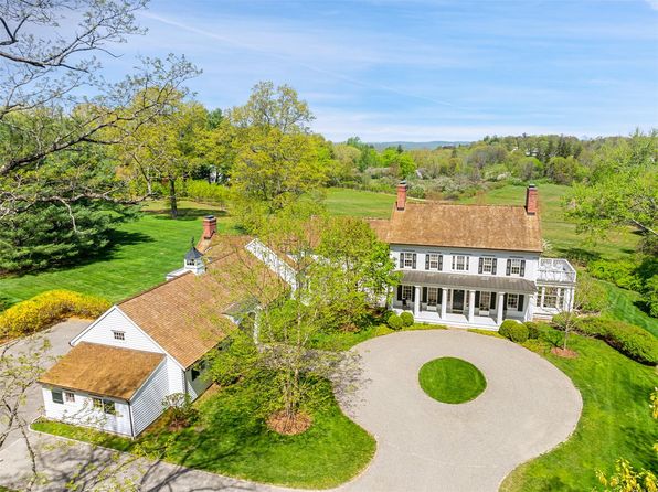 70 Katonahs Wood Road, Katonah, NY 10536