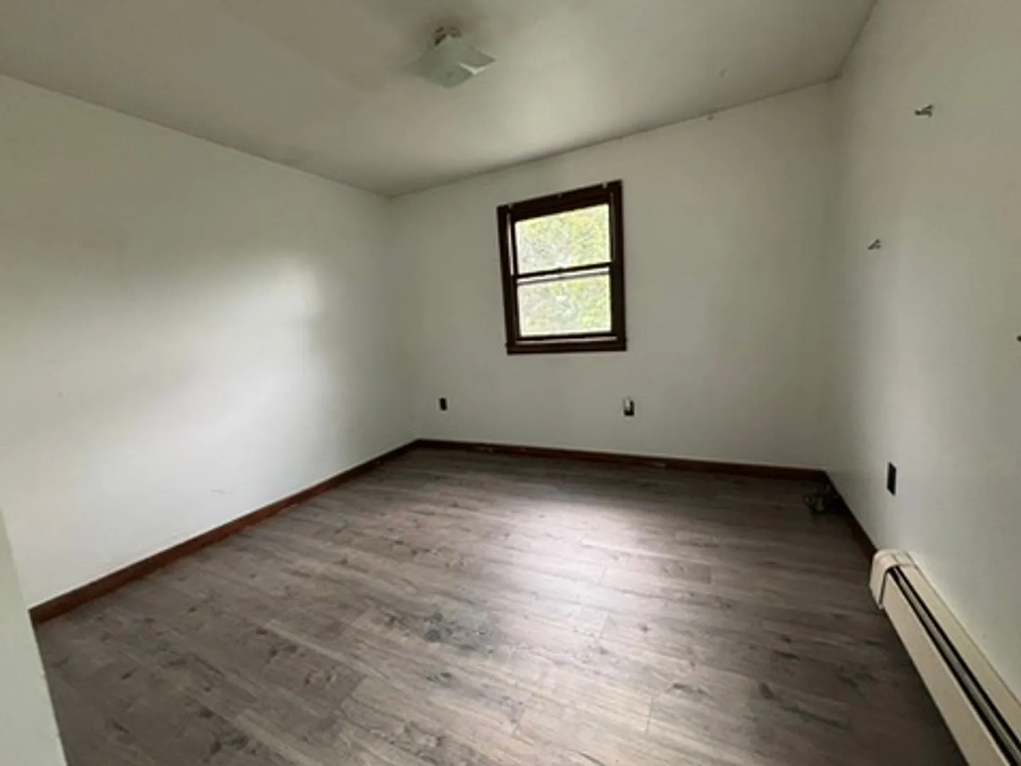Studio Apartment | 1 Bed | 1 Bath - Great Value — Photo 3