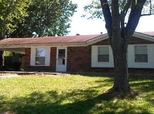 6800 Yvonne Ct, Louisville, KY 40228