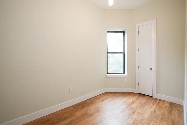 Rented by Corcoran | media 31