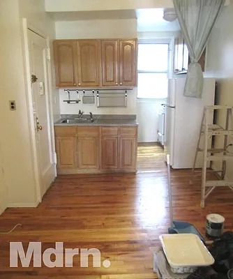 Rented by Mdrn Residential | media 2