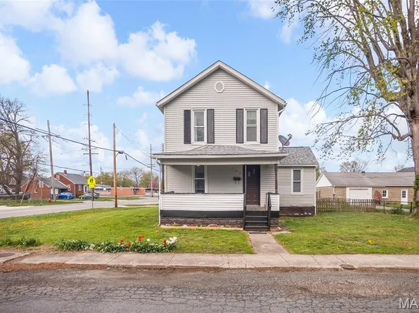106 E Corbin St, Bethalto, IL 62010