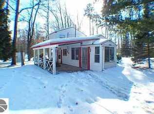 2462 Saint James Rd, Prescott, MI 48756