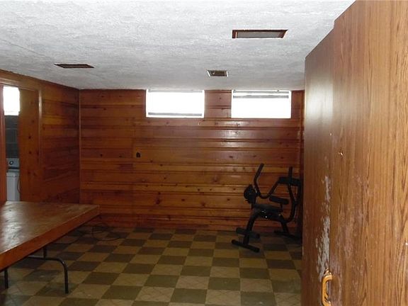 3rd image of 4006 E 123rd St