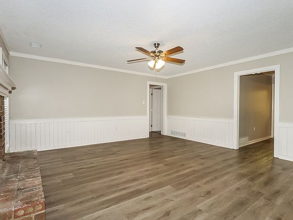 4th image of 6765 Henredon Dr
