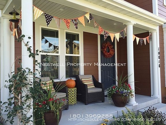 2nd image of 10818 S Tahoe Way