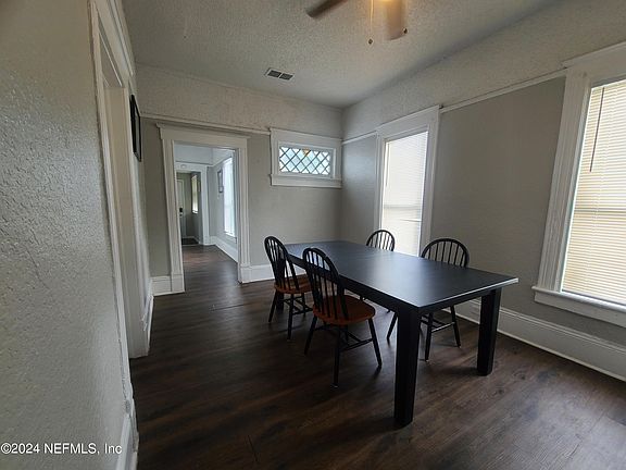 4th image of 1489 STEELE Street