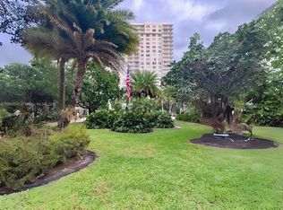 2801 NE 183rd St APT 1404W, Aventura, FL 33160