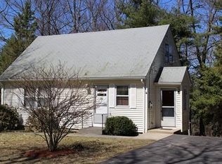 444 High Rock Rd, Fitchburg, MA 01420