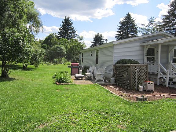 3rd image of 13 E Delmar Mdws