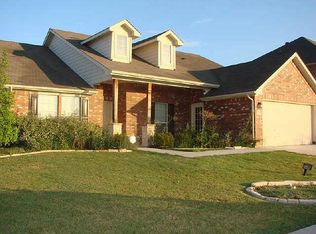 1707 Grey Willow Ln, Arlington, TX 76002