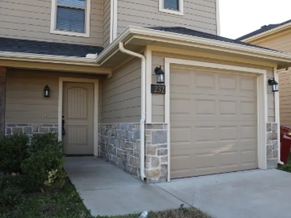 232 W Lake St, Sherman, TX 75090