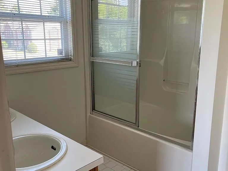 3430 Lainey Ln #D — Photo 8
