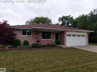 31331 Mc Namee, Fraser, MI 48026