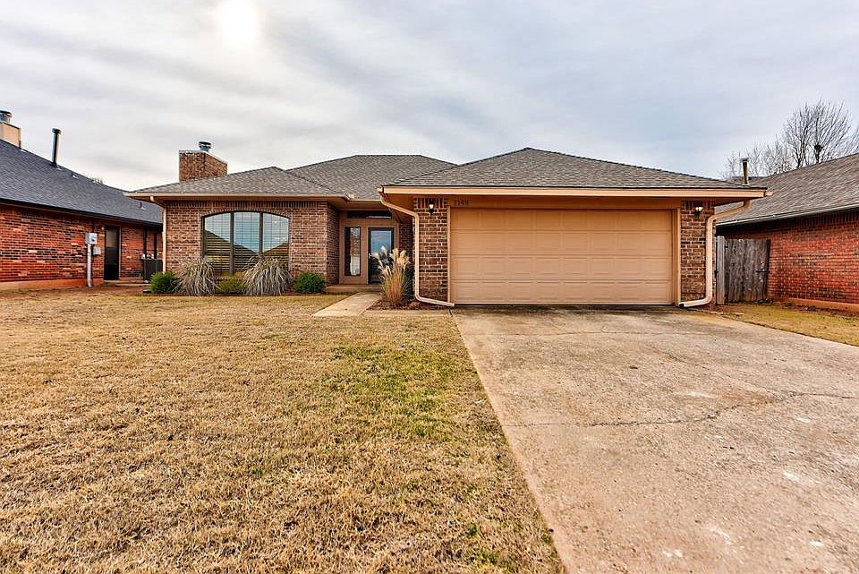 1st image of 1148 McConnell Dr
