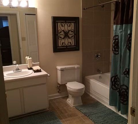 3rd image of 5000 Armour Rd #F85f4bb15