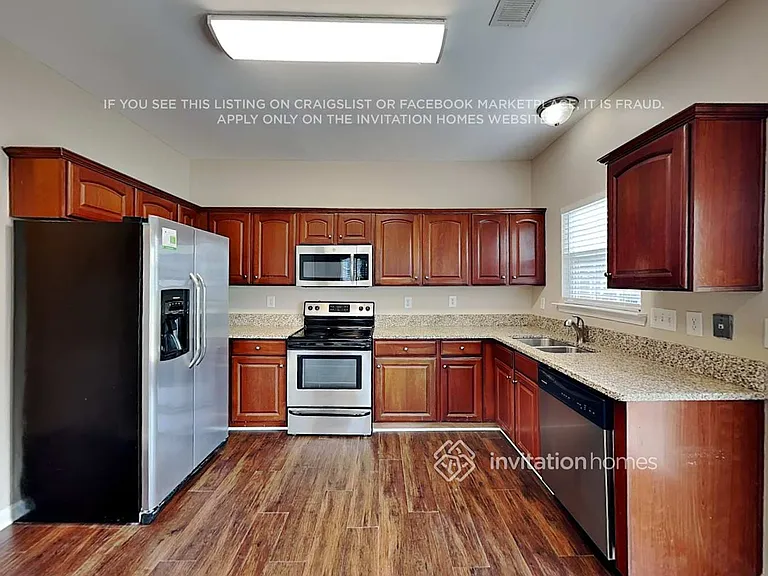 13437 Planters Row Dr — Photo 7