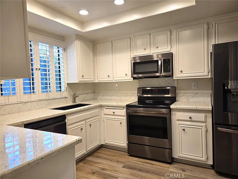 31603 E 9th Dr #60-G — Photo 8