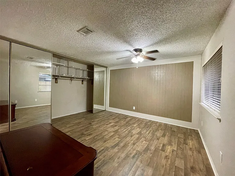 13703 Carsa Ln — Photo 10