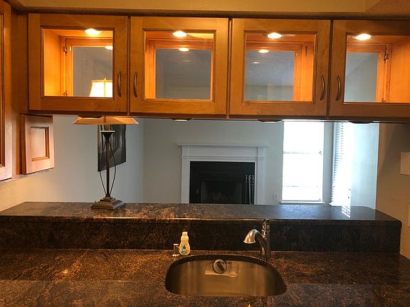 3rd image of 1524 Lincoln Way APT 437