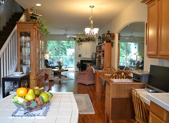 5th image of 8715 NE 17th St #79