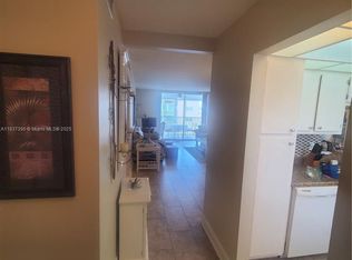 319 NE 14th Ave APT 507, Hallandale Beach, FL 33009