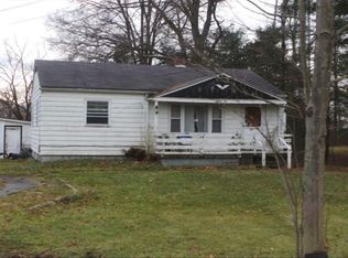 82 Park St, Orwell, OH 44076
