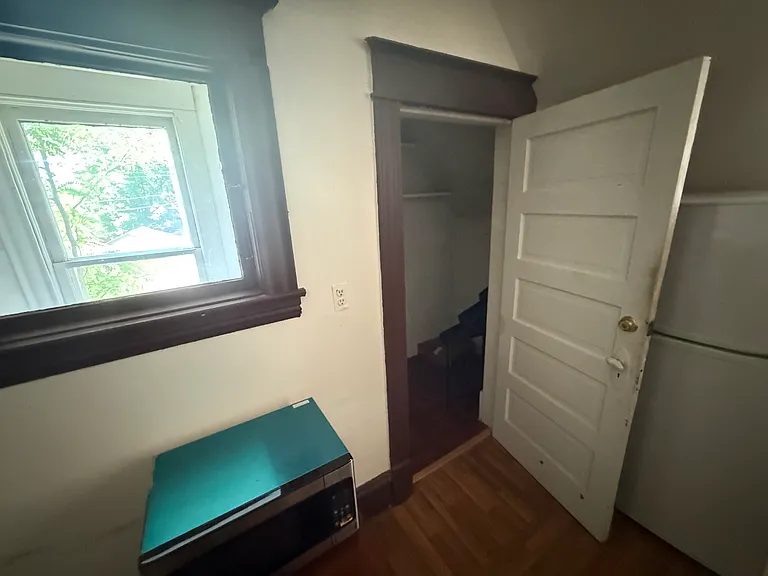 4049 Girard Ave N #1 — Photo 6