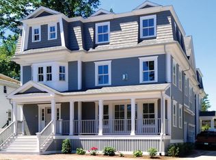 683 Hammond St #A, Brookline, MA 02467