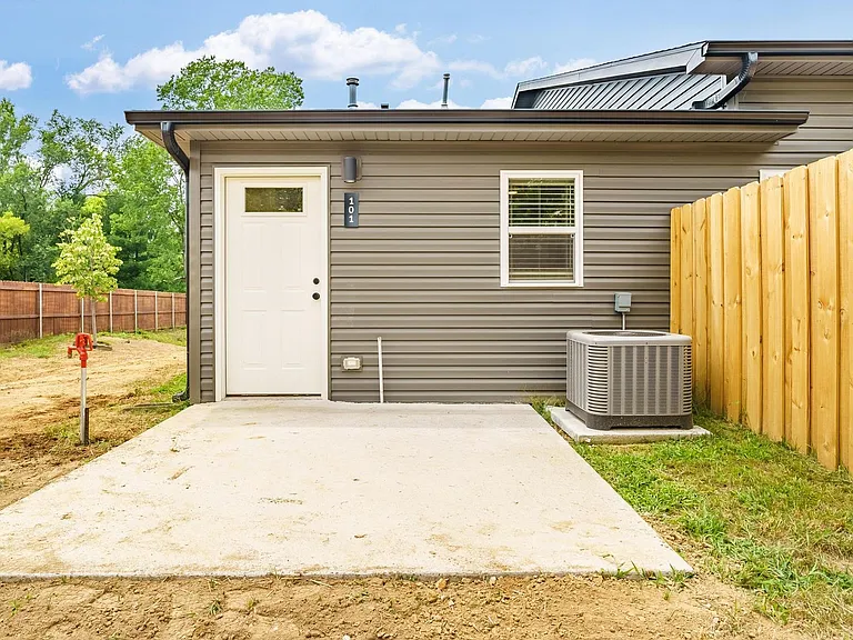 1639 N Arkansas St — Photo 19