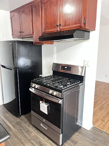 317 W 89th St Photo 1