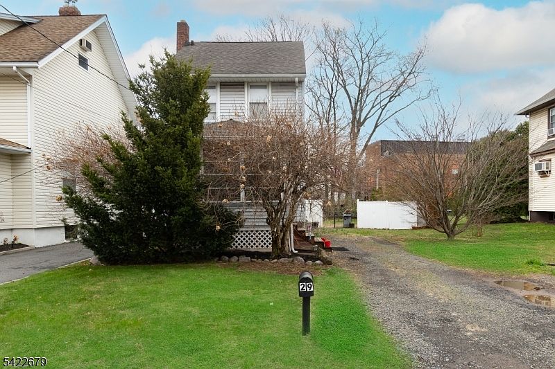 1st image of 29 Keeler St