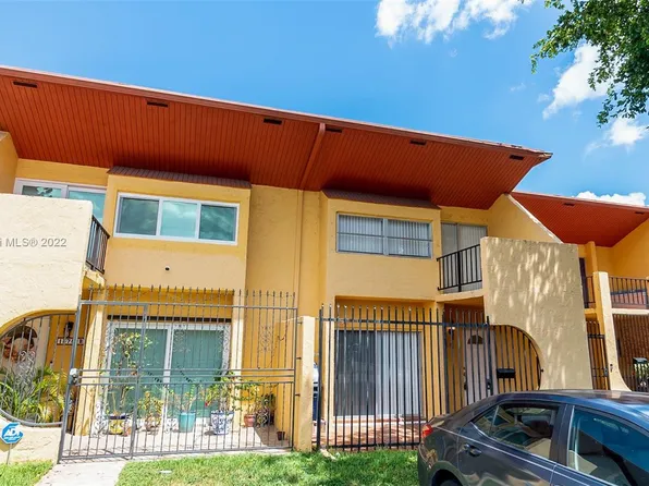 13781 SW 84th St APT C, Miami, FL 33183