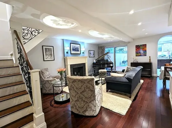 126 West 75th Street image 1 of 17
