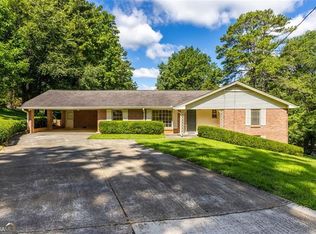 2048 Chesterfield Dr, Atlanta, GA 30345