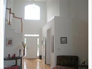 3rd image of 711 Continental Dr