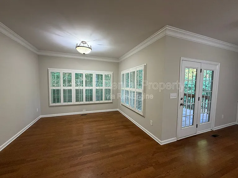 12785 Doe Dr — Photo 12