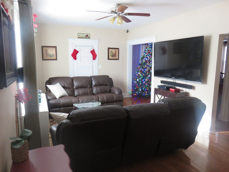 111 Pleasant Ave, Bergenfield, NJ 07621 Zillow