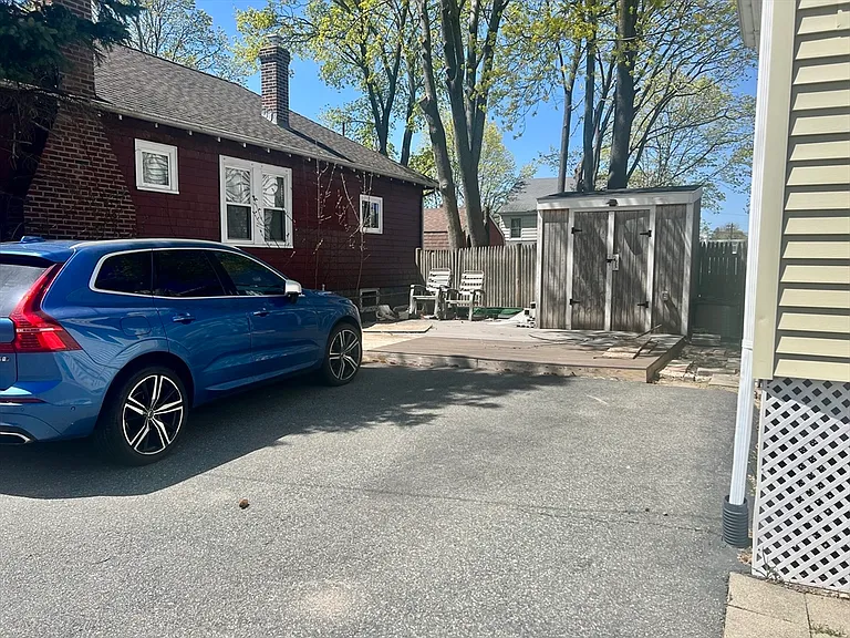 616 Adams St #1 — Photo 13