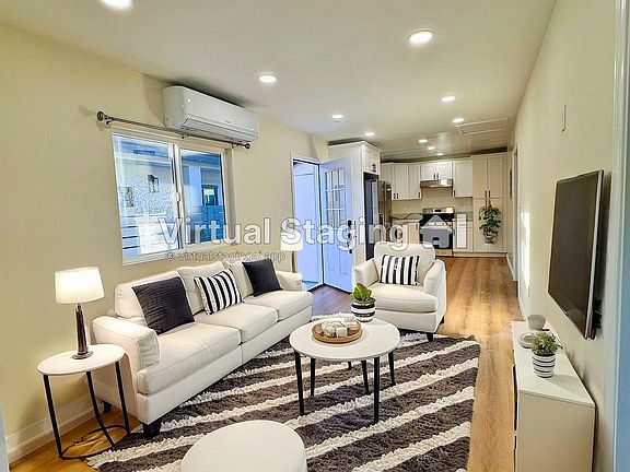 2nd image of 231 Vista Ave #1/2