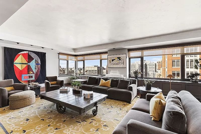 1st image of 160 E 65th St APT 26D