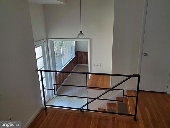 4th image of 8813 Vernon View Dr