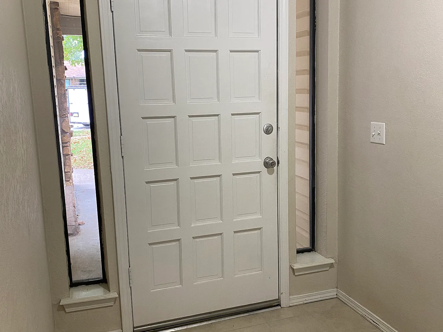 3 bed, 1633 sqft, $1,749 — Photo 4